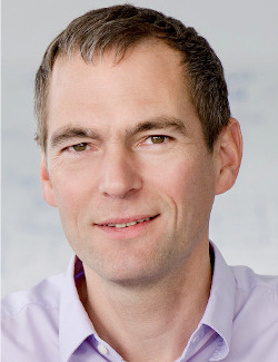 Portrait: Prof. Dr. Florian Röhrbein